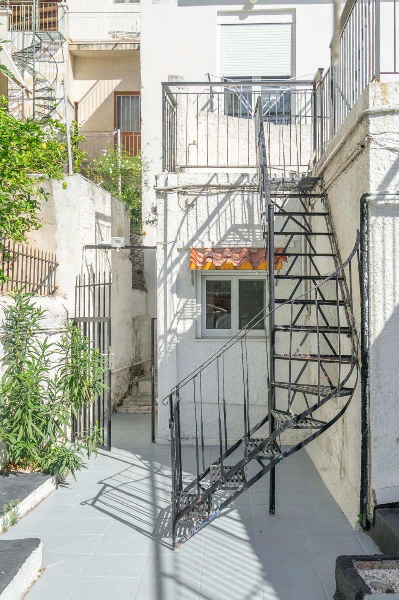 Detached House 1Km From Acropolis Filopappou Vila Atenas Exterior foto